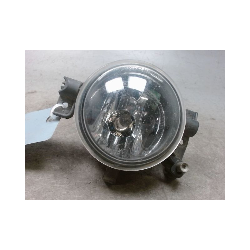 PHARE ANTIBROUILLARD AVANT GAUCHE FORD FOCUS 04-07