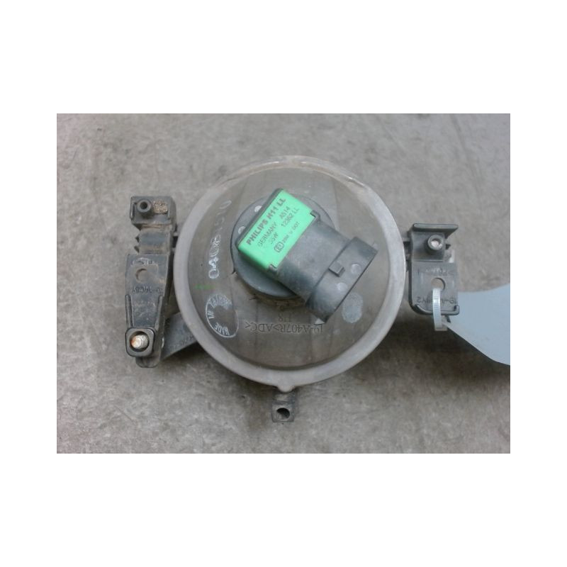 PHARE ANTIBROUILLARD AVANT GAUCHE FORD FOCUS 04-07