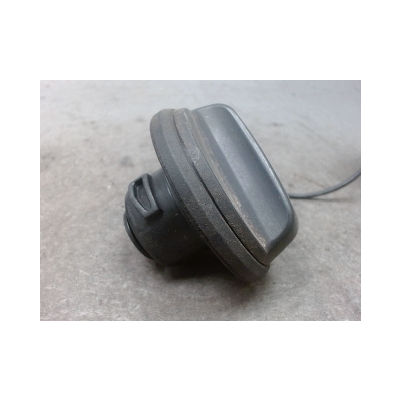 BOUCHON RESERVOIR A CARBURANT FORD FOCUS 04-07