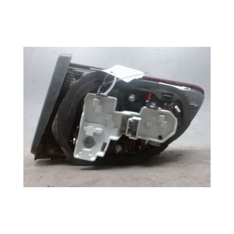 FEU ARRIERE INTERIEUR GAUCHE VOLKSWAGEN GOLF
