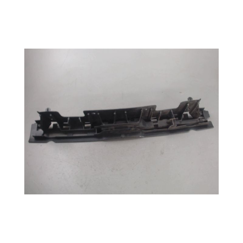 SUPPORT CENTRAL PARE-CHOC ARRIERE  RENAULT CLIO
