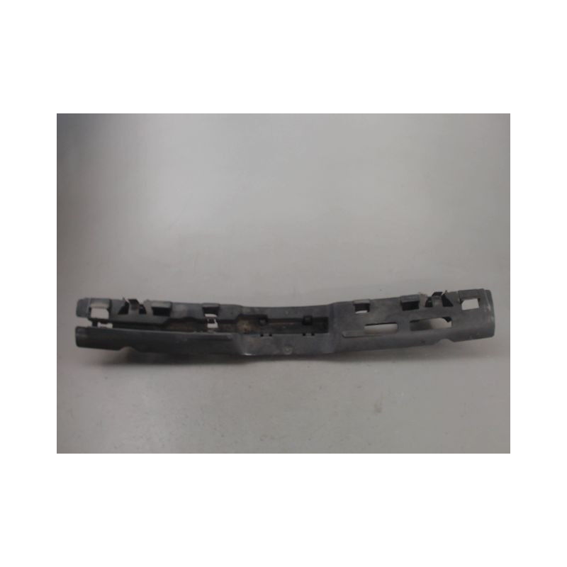 SUPPORT CENTRAL PARE-CHOC ARRIERE  RENAULT CLIO