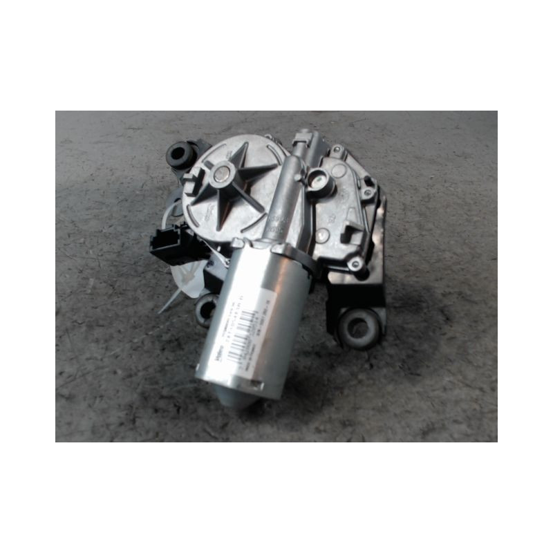 MOTEUR ESSUIE-GLACE ARRIERE RENAULT CLIO IV