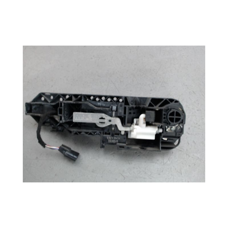 POIGNEE EXTERIEURE PORTE AVANT DROIT RENAULT MEGANE