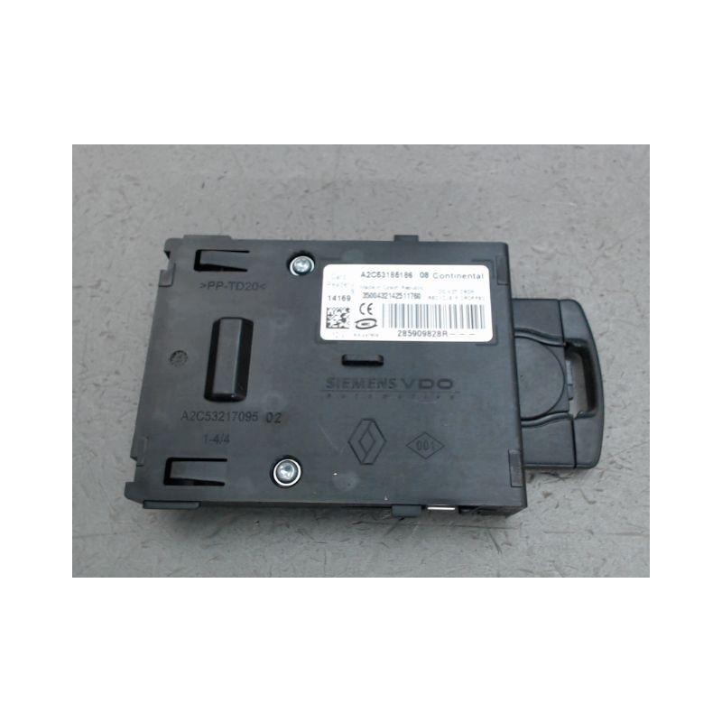 LECTEUR DE CARTE RENAULT MEGANE