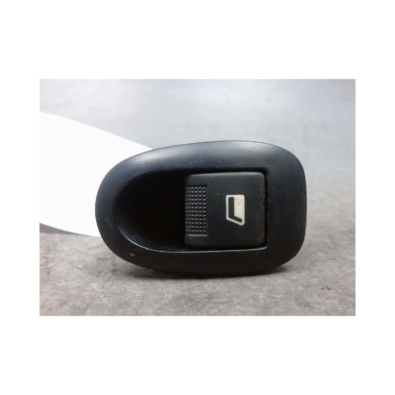 COMMANDE LEVE-GLACE PORTE ARD CITROEN C3 PLURIEL 03-08