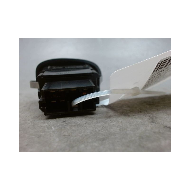 COMMANDE LEVE-GLACE PORTE ARD CITROEN C3 PLURIEL 03-08