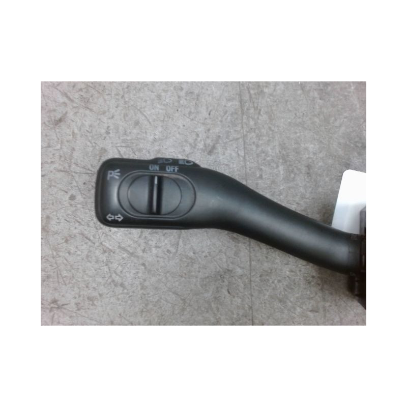COMMANDE CLIGNOTANT VOLKSWAGEN SHARAN 2004-