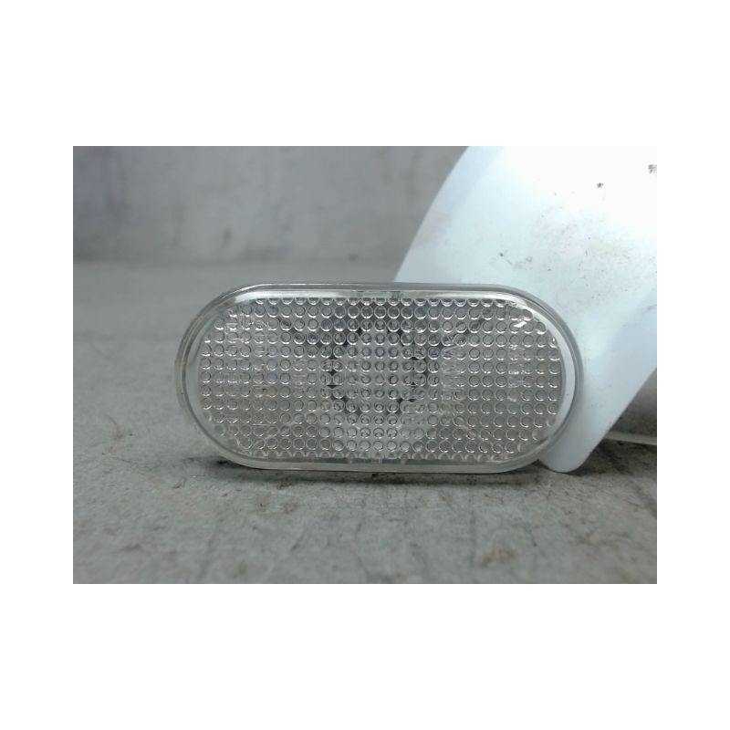 REPETITEUR AILE GAUCHE DACIA LODGY