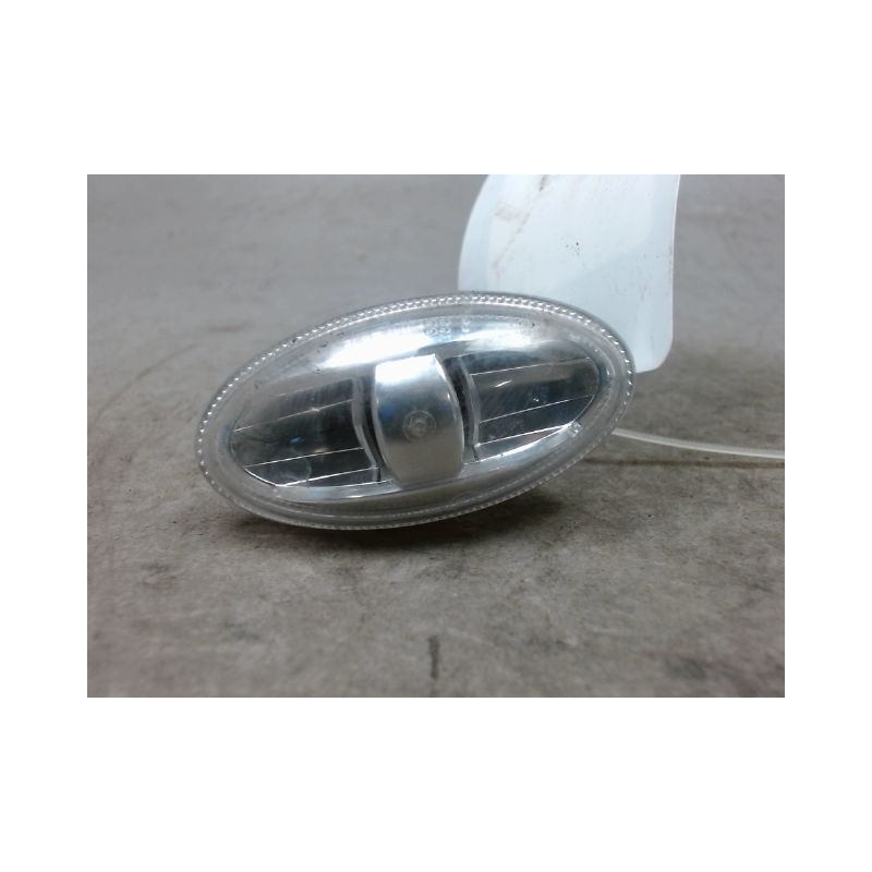REPETITEUR AILE DROIT PEUGEOT 307 2005-2007