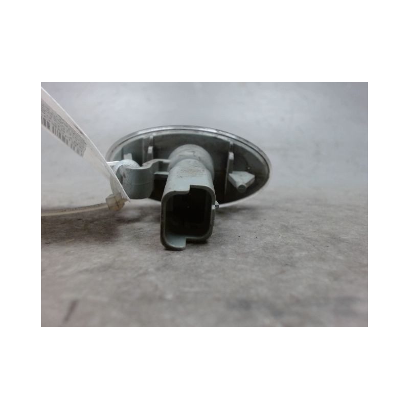 REPETITEUR AILE GAUCHE PEUGEOT 307 2005-2007