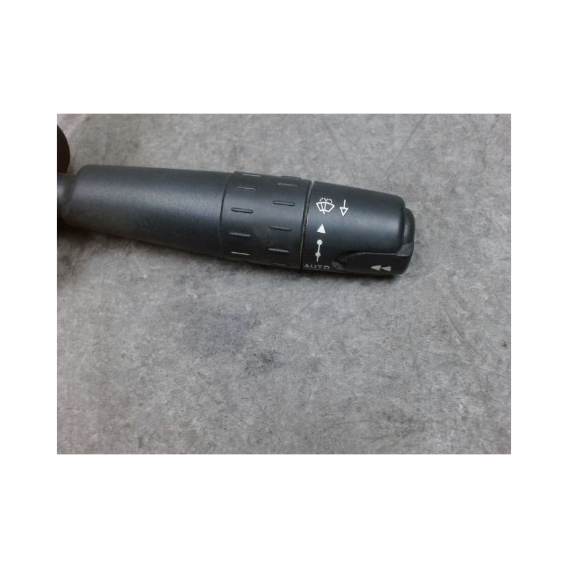 COMMANDE ESSUIE GLACE PEUGEOT 607 99-2004