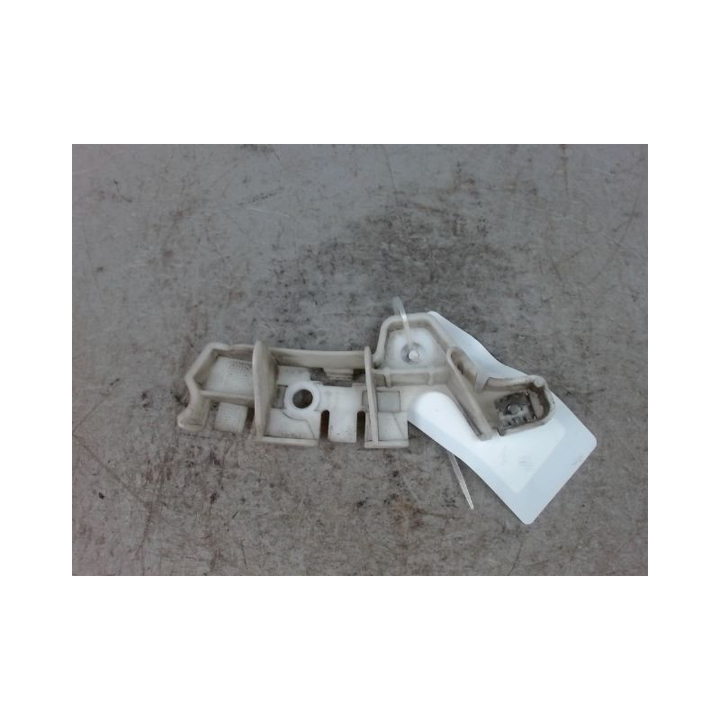 SUPPORT PARE-CHOC AVD RENAULT MEGANE