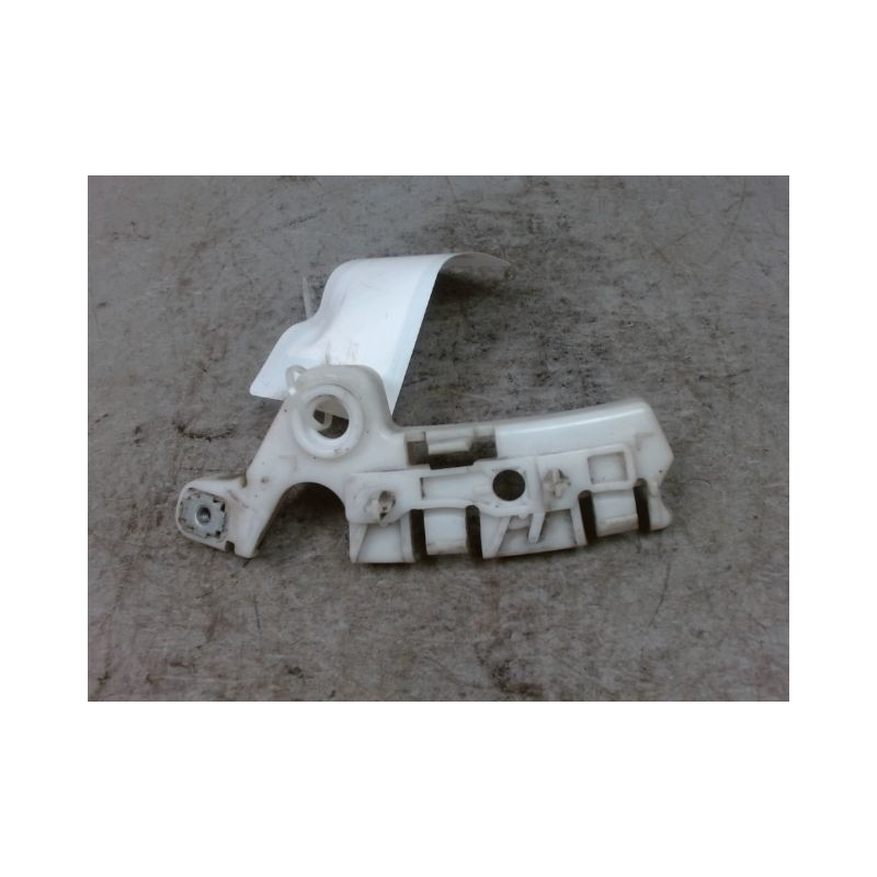 SUPPORT PARE-CHOC AVD RENAULT MEGANE