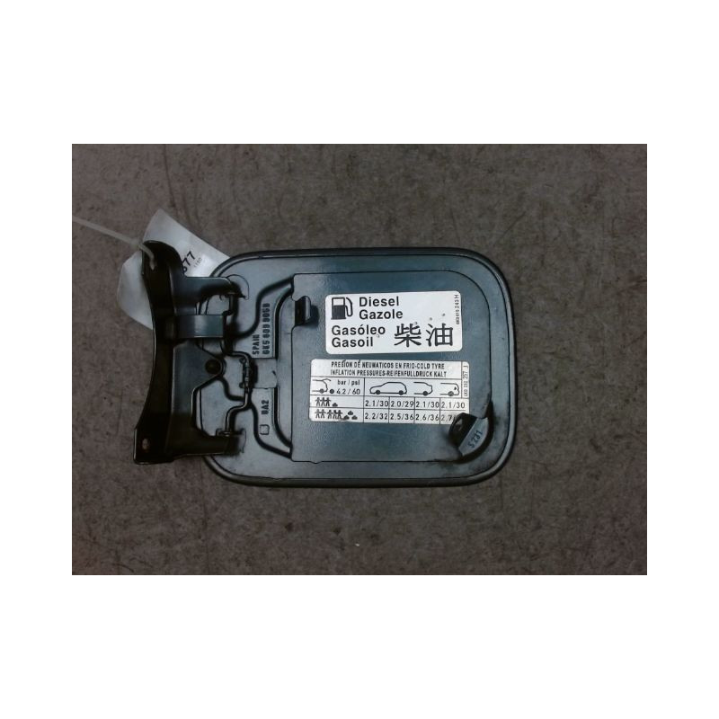 VOLET DE TRAPPE CARBURANT SEAT CORDOBA 99-2002
