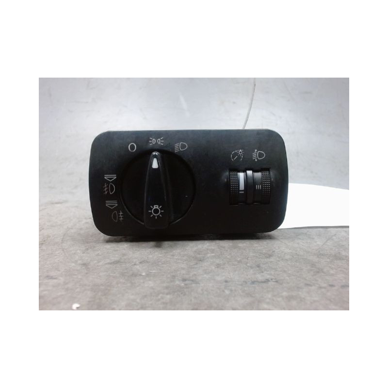 INTERIEUR COMMANDE PHARES SEAT CORDOBA 99-2002