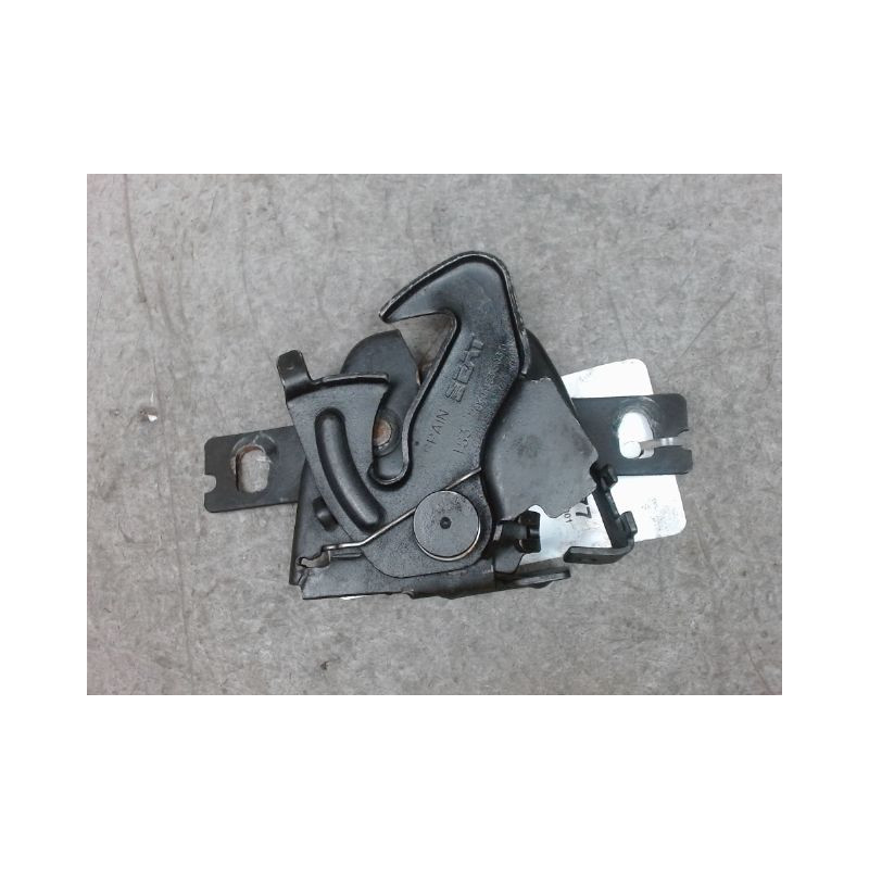 SERRURE CAPOT SEAT CORDOBA 99-2002