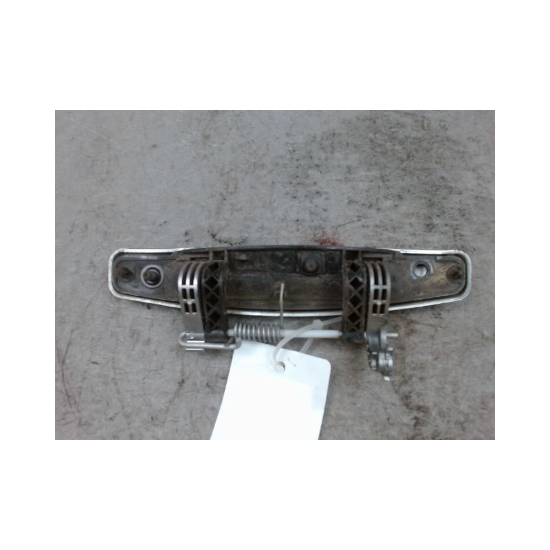 POIGNEE EXTERIEURE PORTE AVANT GAUCHE DACIA SANDERO 2008-