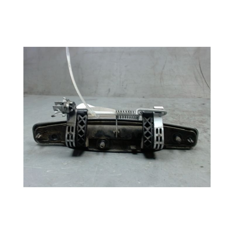 POIGNEE EXTERIEURE PORTE ARRIERE GAUCHE DACIA SANDERO 2008-