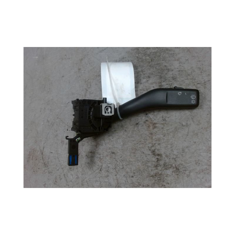 COMMANDE ESSUIE GLACE AUDI A3 2003-