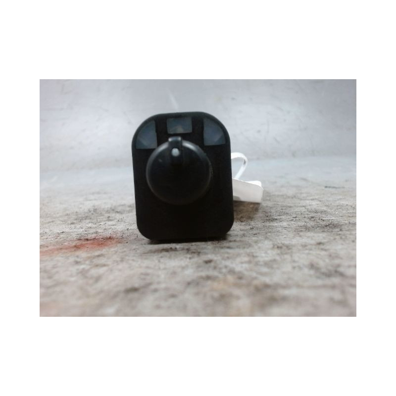 COMMANDE RETROVISSEUR EXTERIEUR ELECTRIQUE AUDI A3 2003-