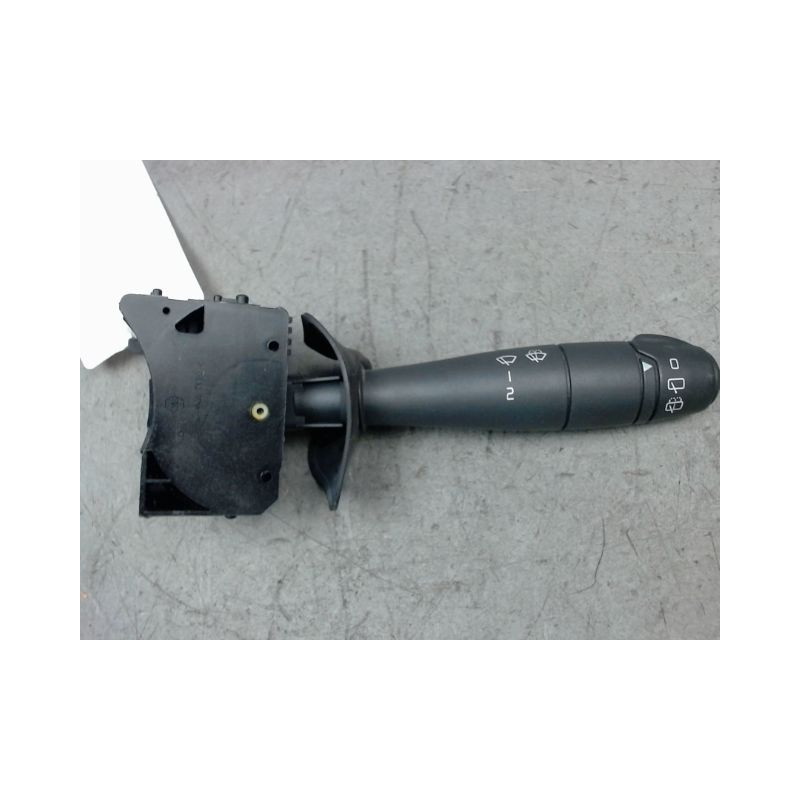 COMMANDE ESSUIE GLACE DACIA SANDERO 2008-
