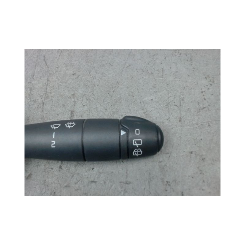 COMMANDE ESSUIE GLACE DACIA SANDERO 2008-