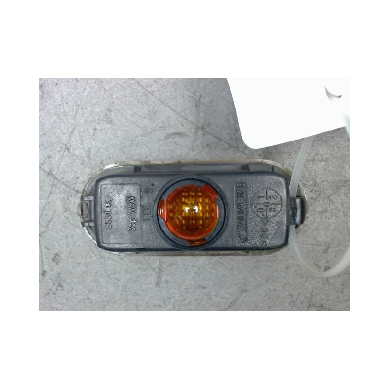 REPETITEUR AILE DROIT VOLKSWAGEN POLO