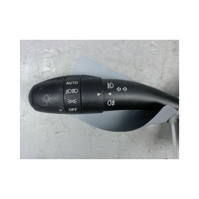 COMMANDE CLIGNOTANT HYUNDAI I 30 2007-