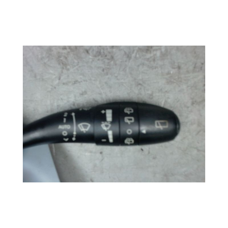 COMMANDE ESSUIE GLACE HYUNDAI I 30 2007-