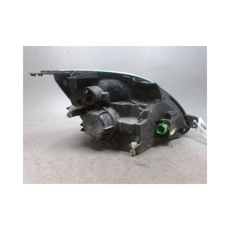 PHARE GAUCHE FORD FIESTA