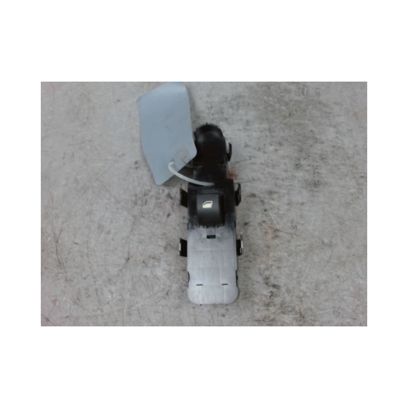 COMMANDE LEVE-GLACE PORTE AVD PEUGEOT 207 3P