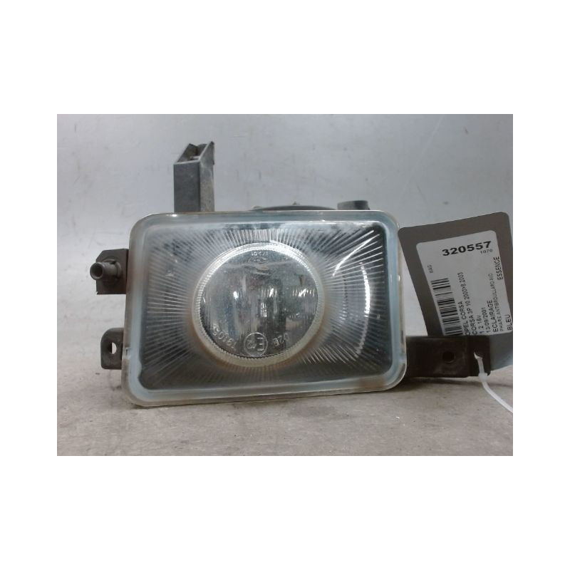 PHARE ANTIBROUILLARD AVANT DROIT OPEL CORSA 2000-8.2003