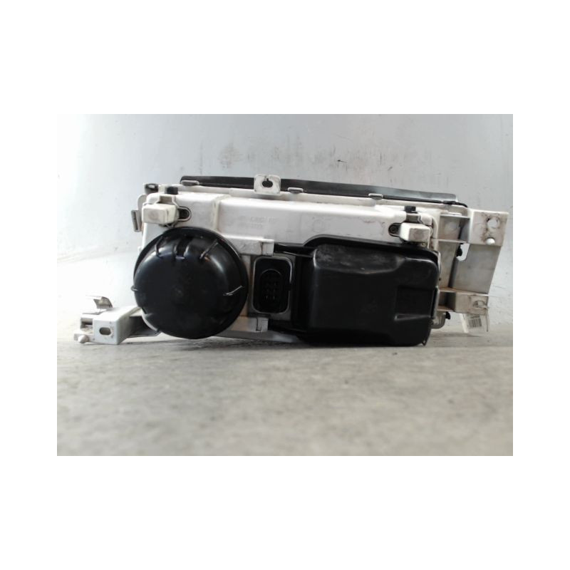 PHARE GAUCHE SKODA OCTAVIA COMBI 2000-