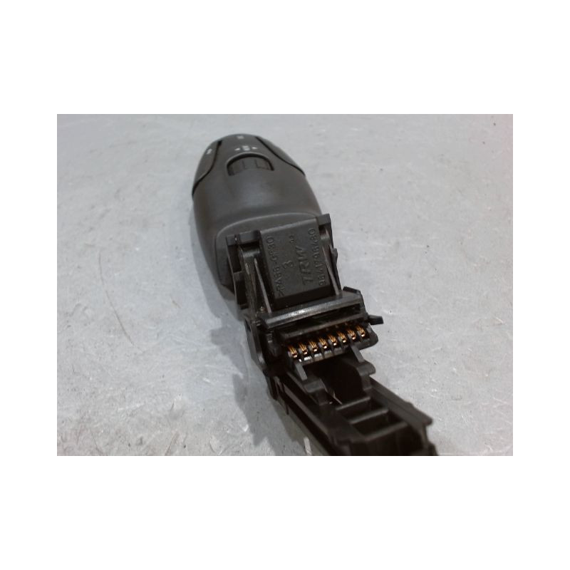 COMMANDE AUTORADIO PEUGEOT 207