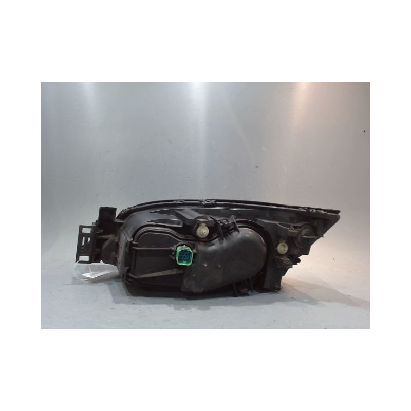 PHARE DROIT FORD MONDEO