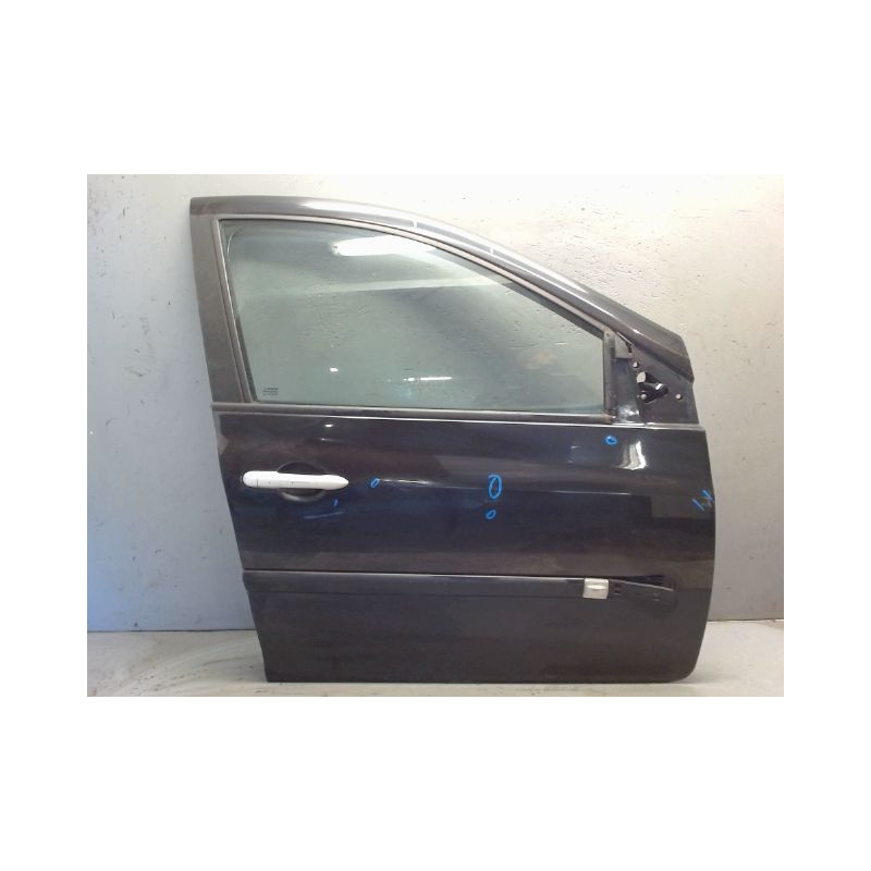 PORTE AVANT DROIT RENAULT CLIO