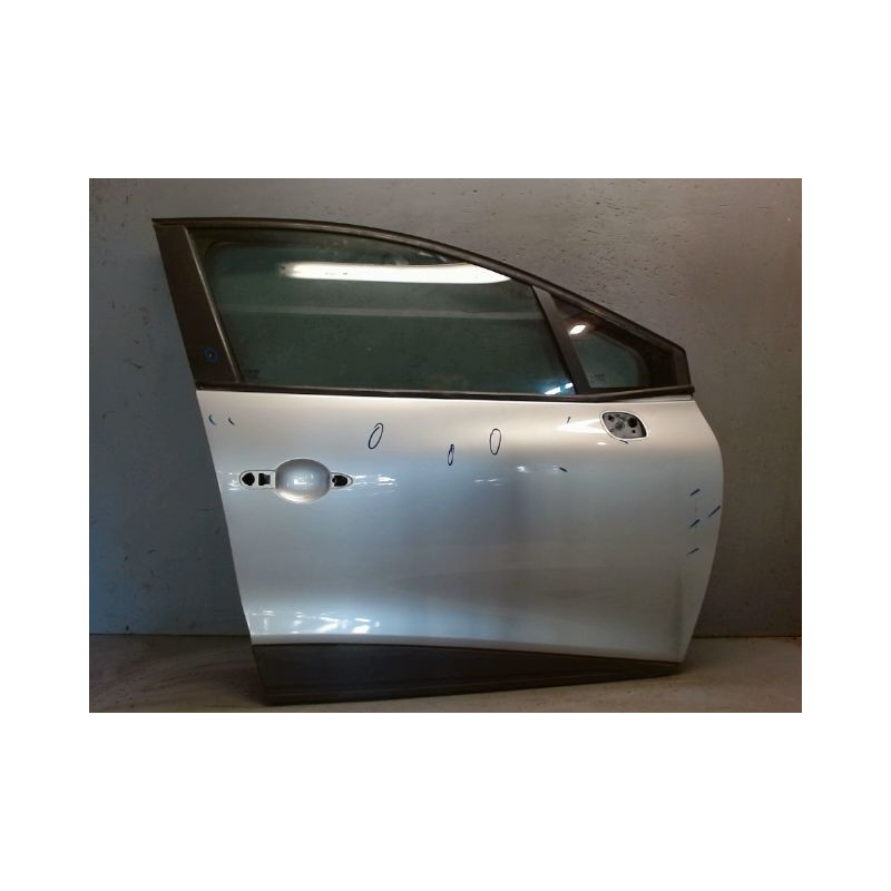 PORTE AVANT DROIT RENAULT CLIO