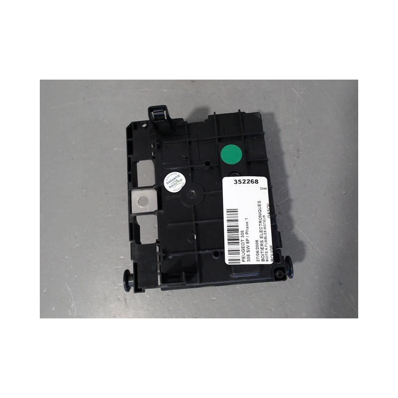 BOITE A FUSIBLES PEUGEOT 308 SW I Phase 1 2008-2011