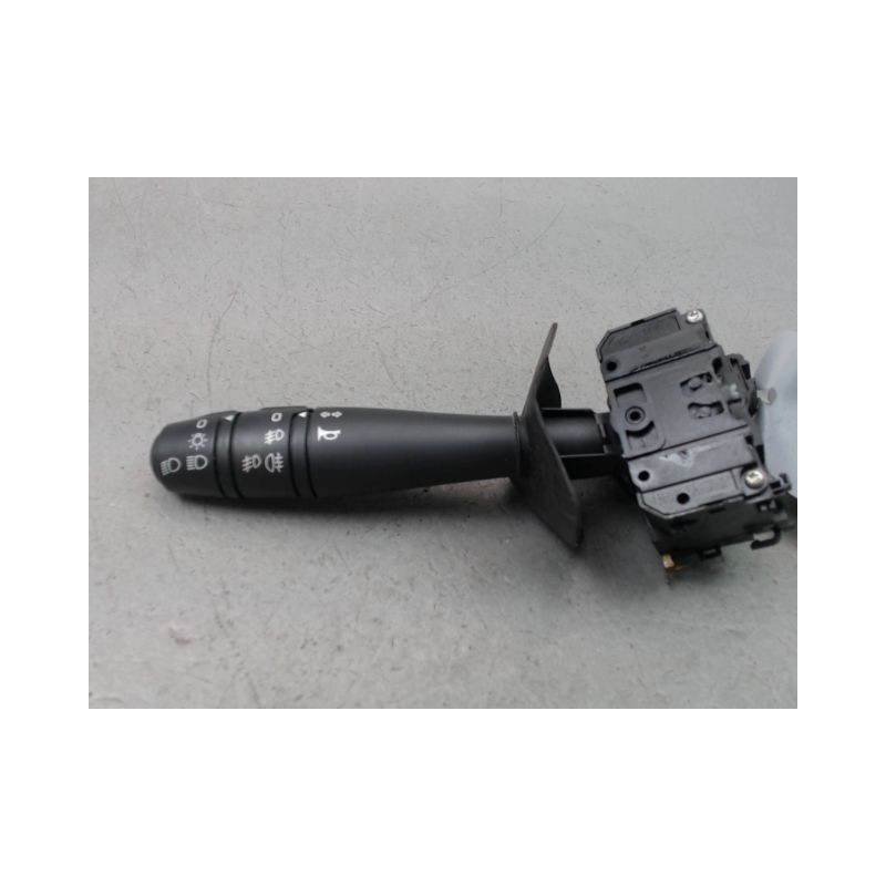 COMMANDE ECLAIRAGE DACIA SANDERO I 2008-2012