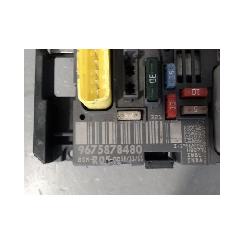 BOITE A FUSIBLES PEUGEOT 308 Phase 1 2007-2011