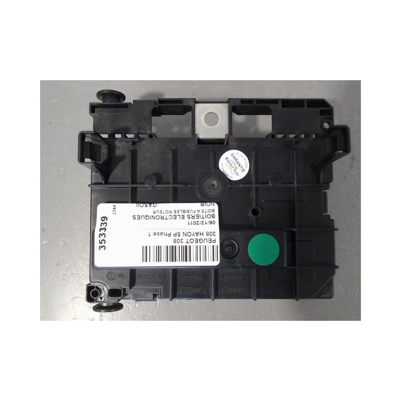 BOITE A FUSIBLES PEUGEOT 308 Phase 1 2007-2011