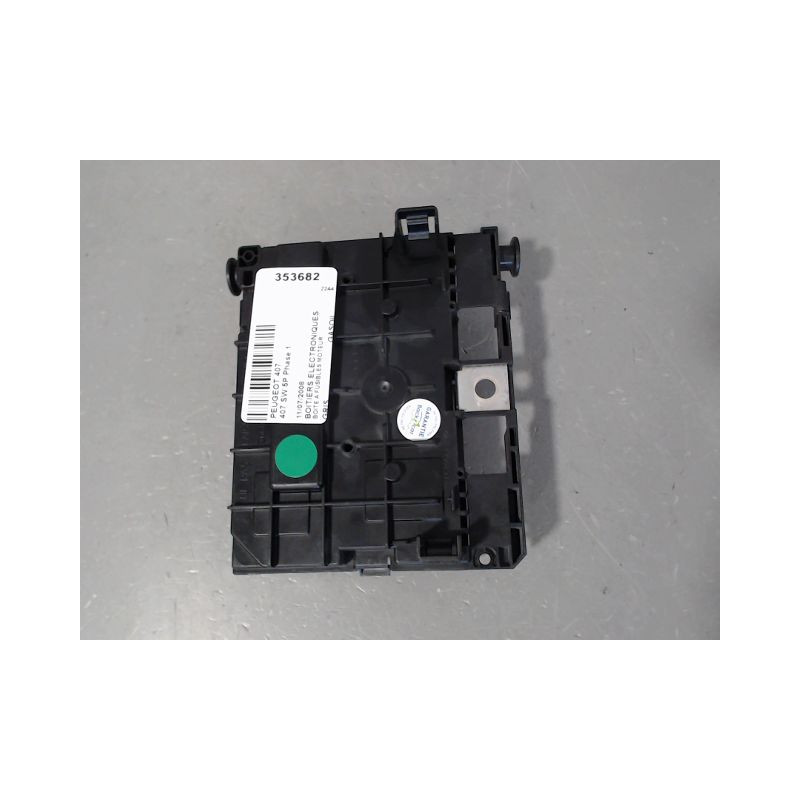 BOITE A FUSIBLES PEUGEOT 407 SW Phase 1 2004-2008