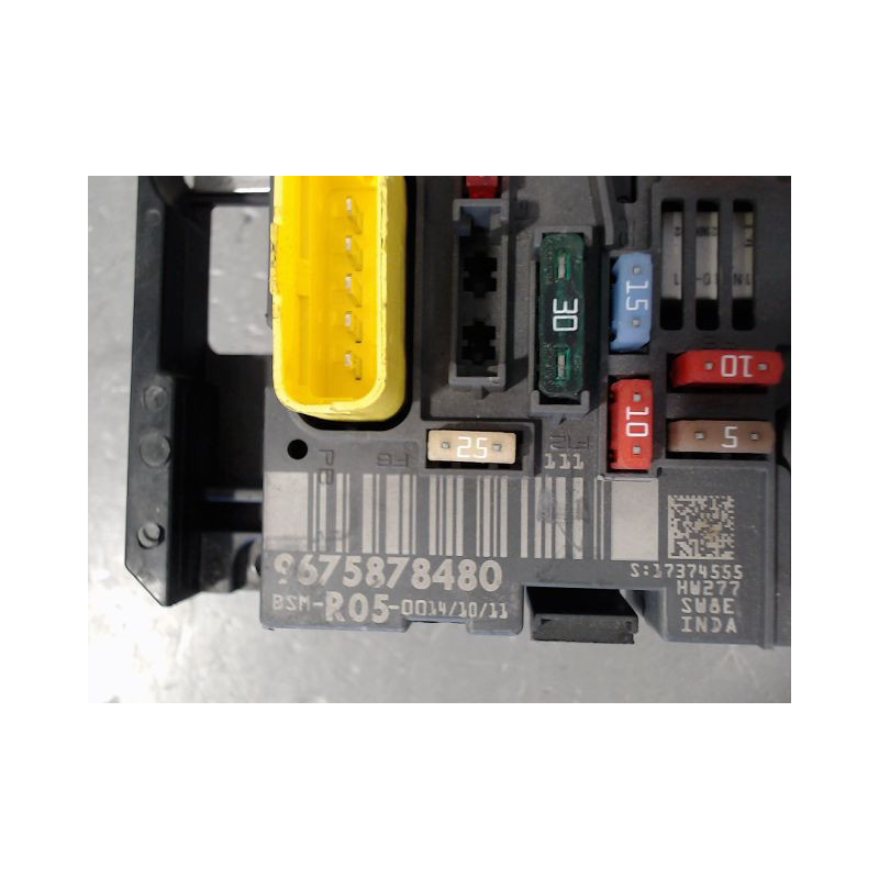 BOITE A FUSIBLES PEUGEOT 308 2009-