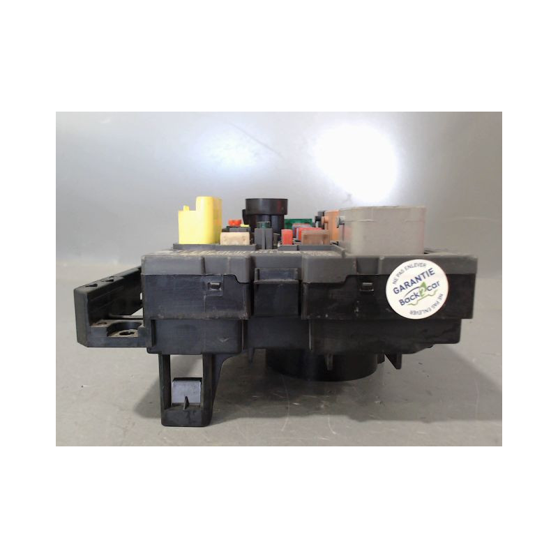 BOITE A FUSIBLES PEUGEOT 308 2009-