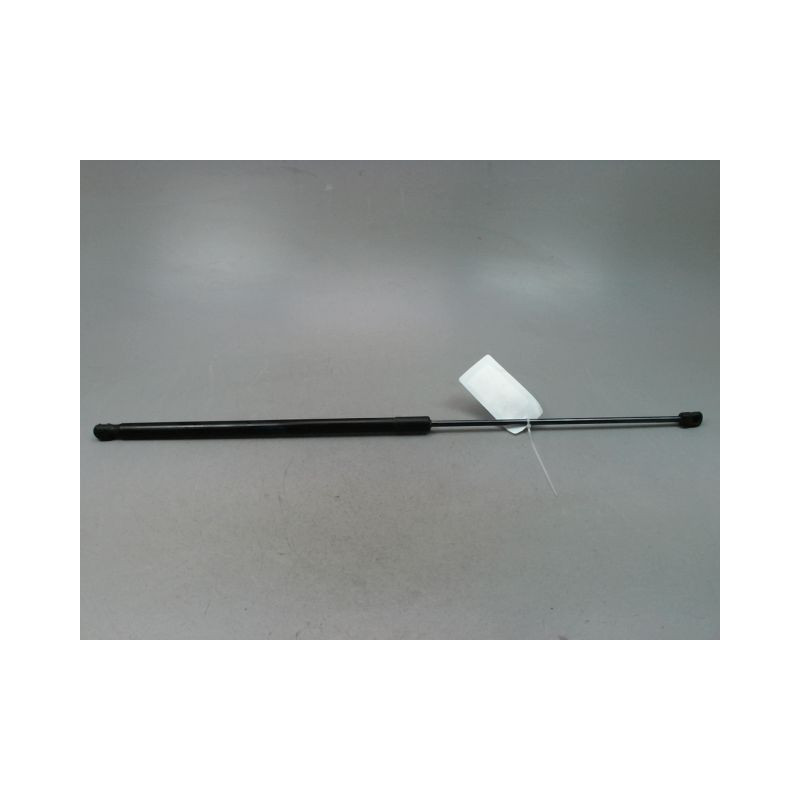 VERIN CAPOT G AUDI A3