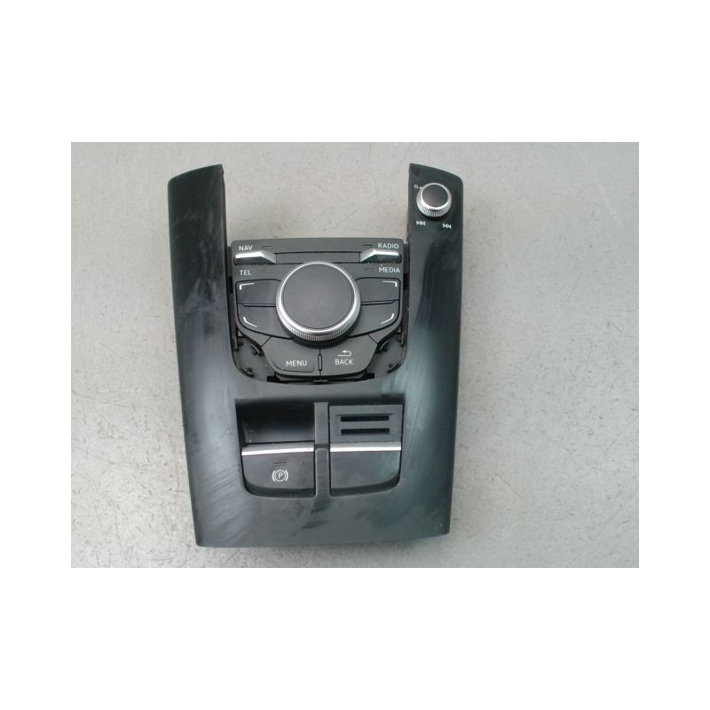 COMMANDE GPS AUDI A3