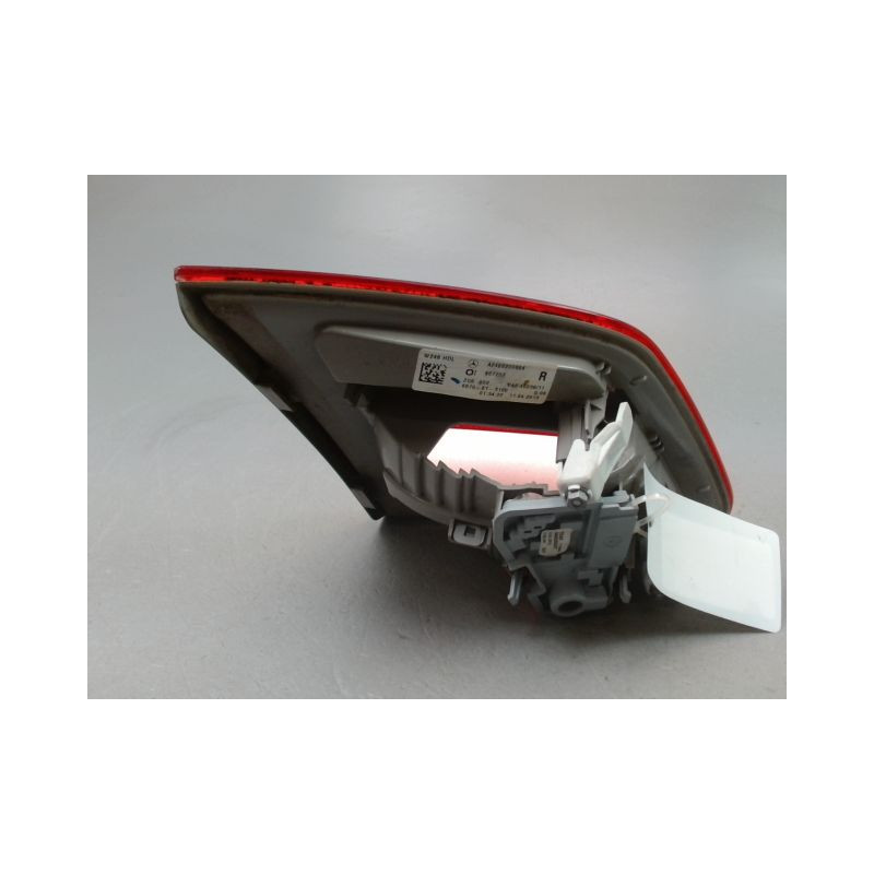 FEU ARRIERE INTERIEUR DROIT MERCEDES CLASSE B 2008-