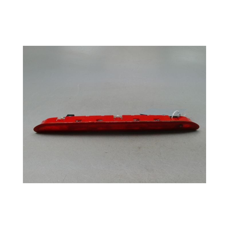 FEUX STOP SUPPLEMENTAIRE VOLKSWAGEN POLO 2005-