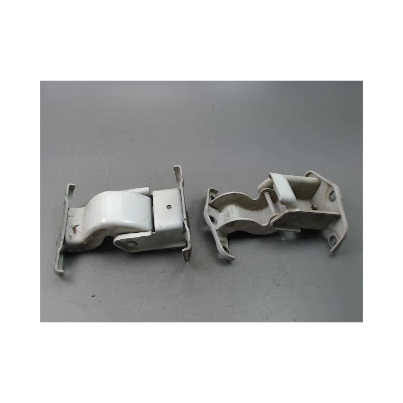 CHARNIERE SUP PORTE BATTANTE ARD RENAULT TRAFIC